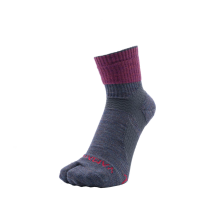YAMAtune - Hikers Arch Socks - Quarter - 2 Toe - Wine Red/Charcoal Gray